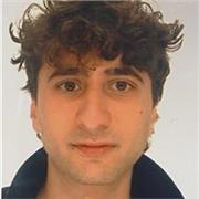 Metto a disposizione le mie competenze e la mia empatia per far sì che i ragazzi che seguo raggiungano gli obiettivi accademici.